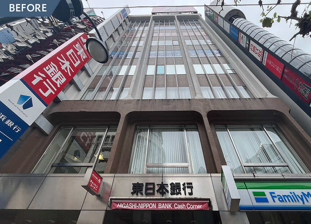 エントランス改修で印象一新、都会に映える建物へ