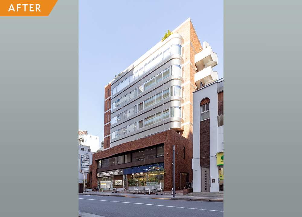 ダイノックシートと特注タイルで外観リニューアル