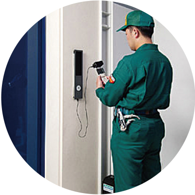 (お役立ちサービス③)エレベーターの保守点検も実行
